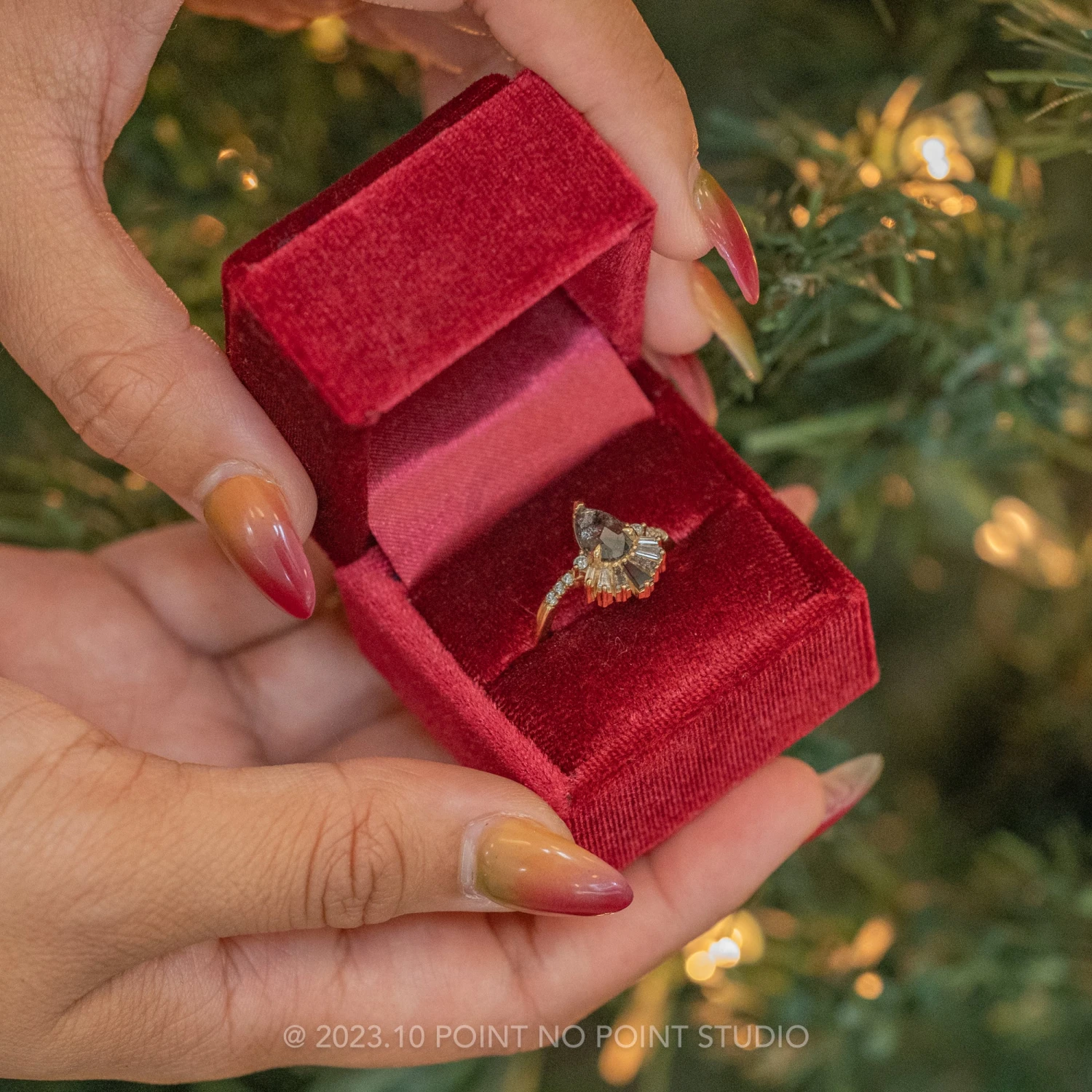 Velvet Madison Ring Boxes - Image 11