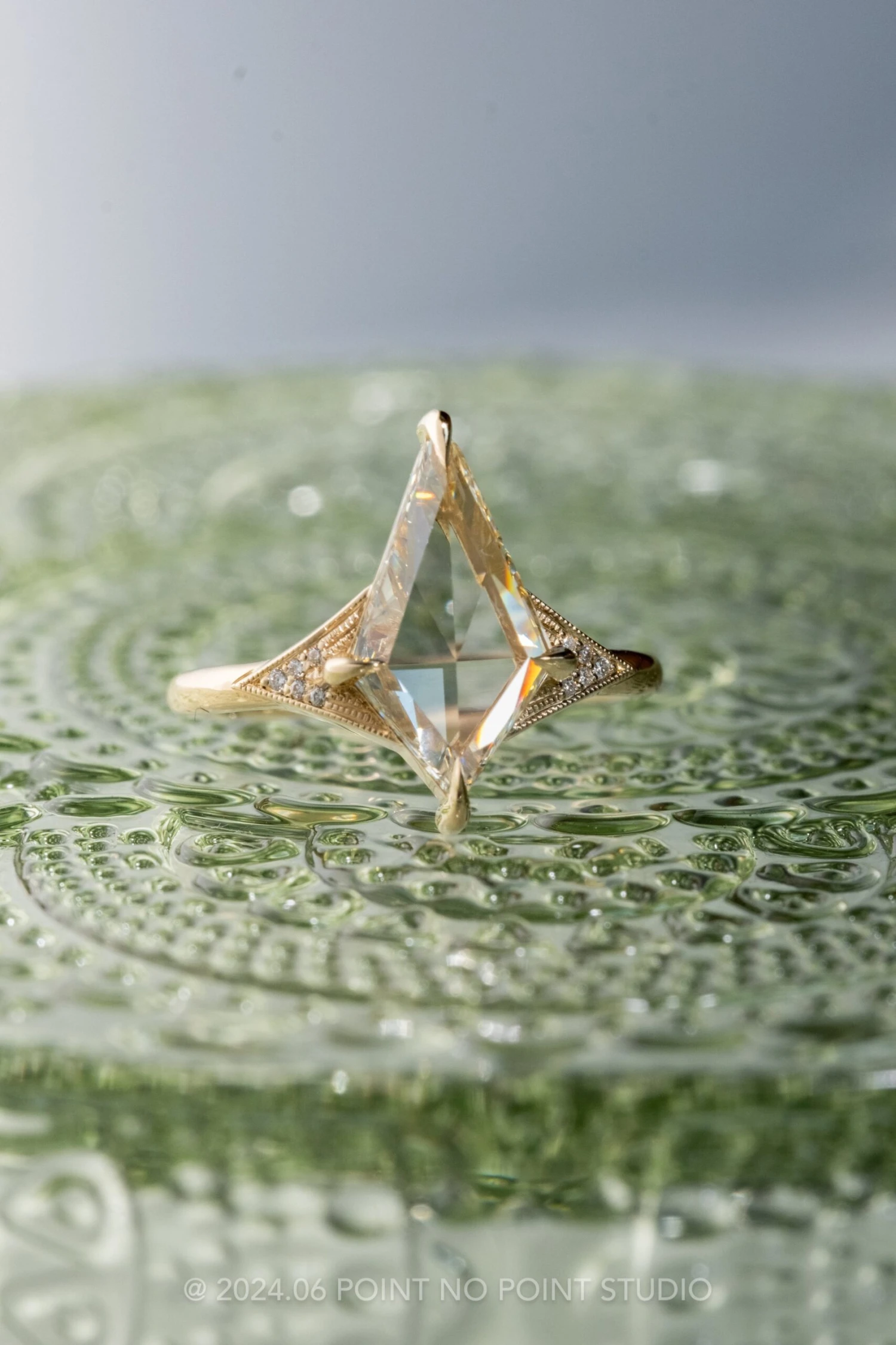 1.25 Carat Clear Kite Diamond Engagement Ring, Aela Setting, 14K Yellow Gold - Image 3