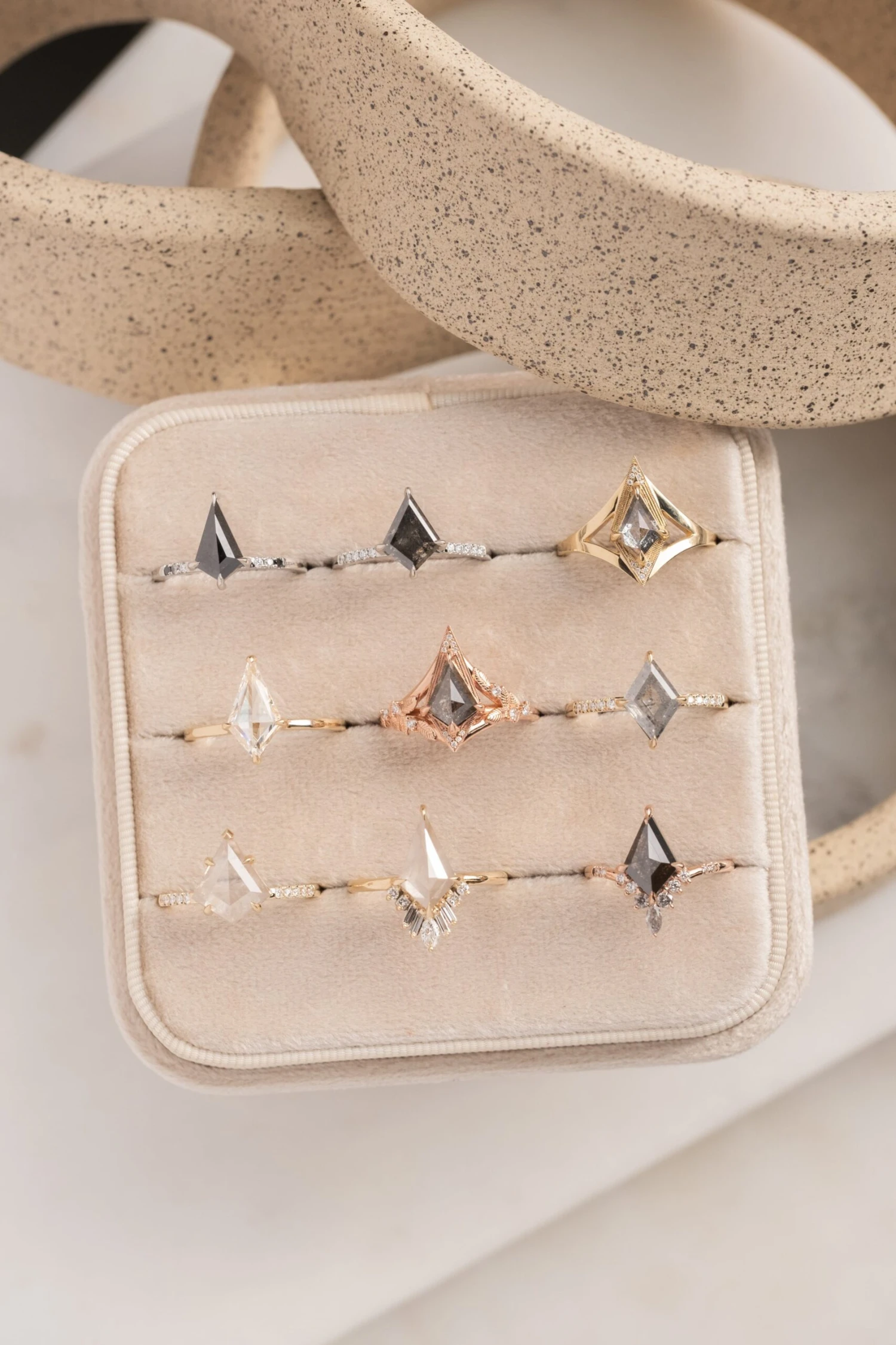 1.28 Carat Clear Kite Diamond Engagement Ring, Jade Setting, 14K Yellow Gold - Image 5