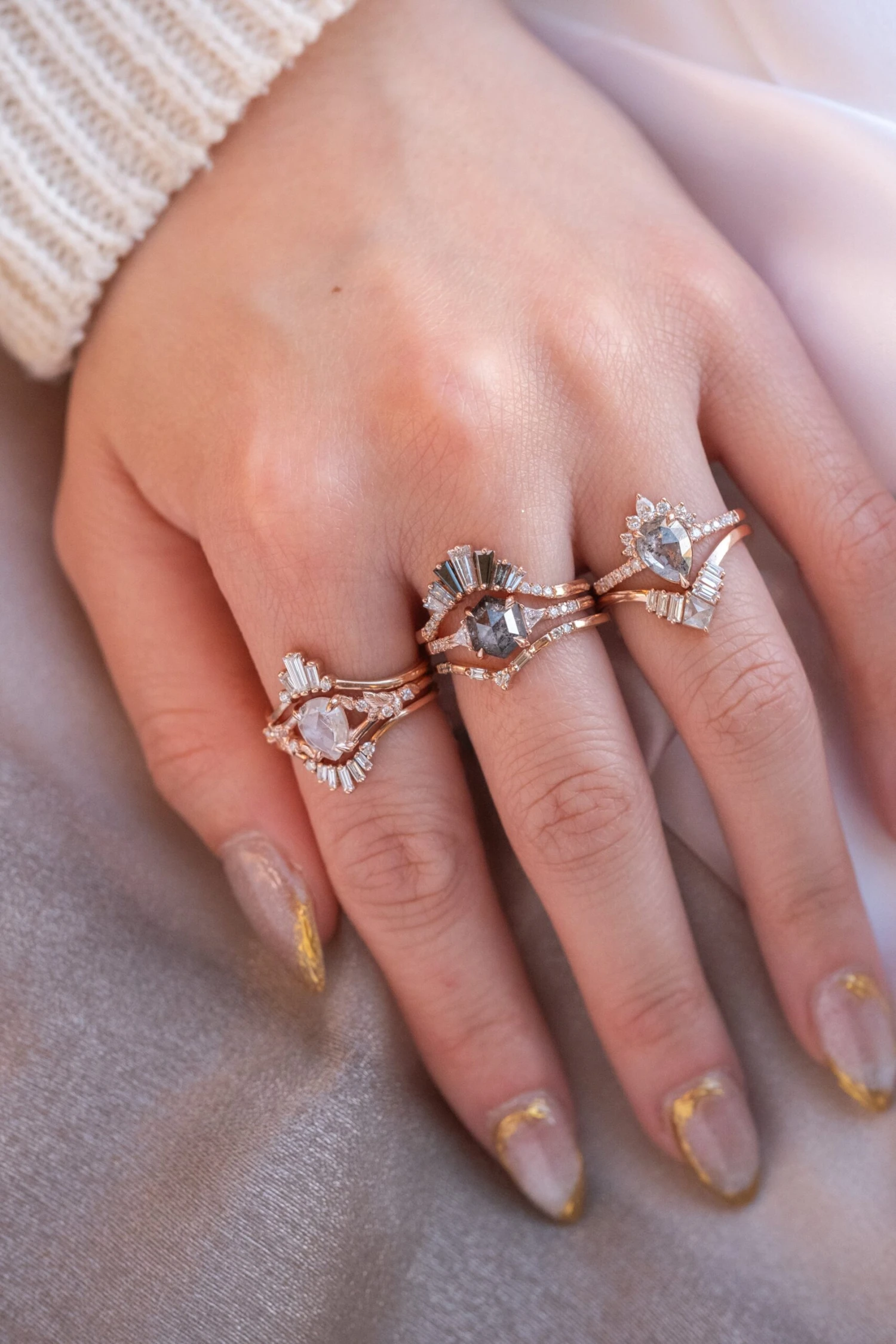 Salt And Pepper Kite Diamond Wedding Band, Violet Setting, 14K Rose Gold - Image 5