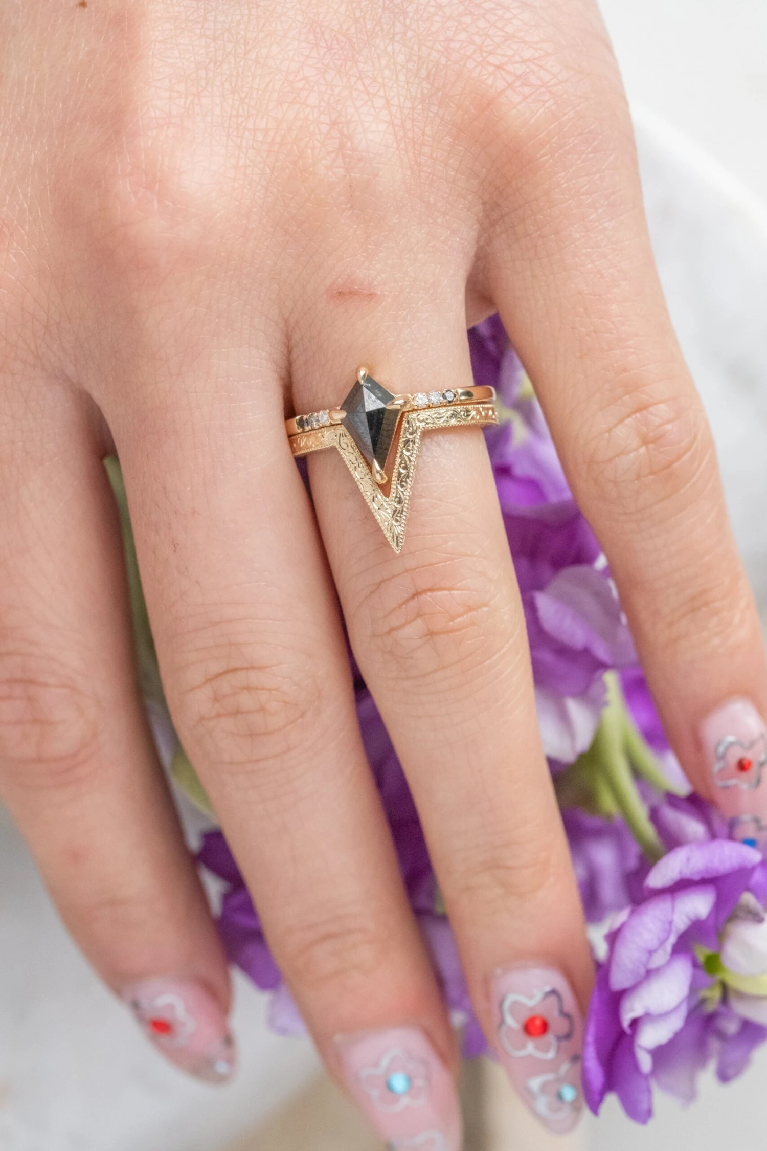 .76 Carat Black Kite Diamond Engagement Ring, Ombre Jules Setting, 14K Yellow Gold - Image 2