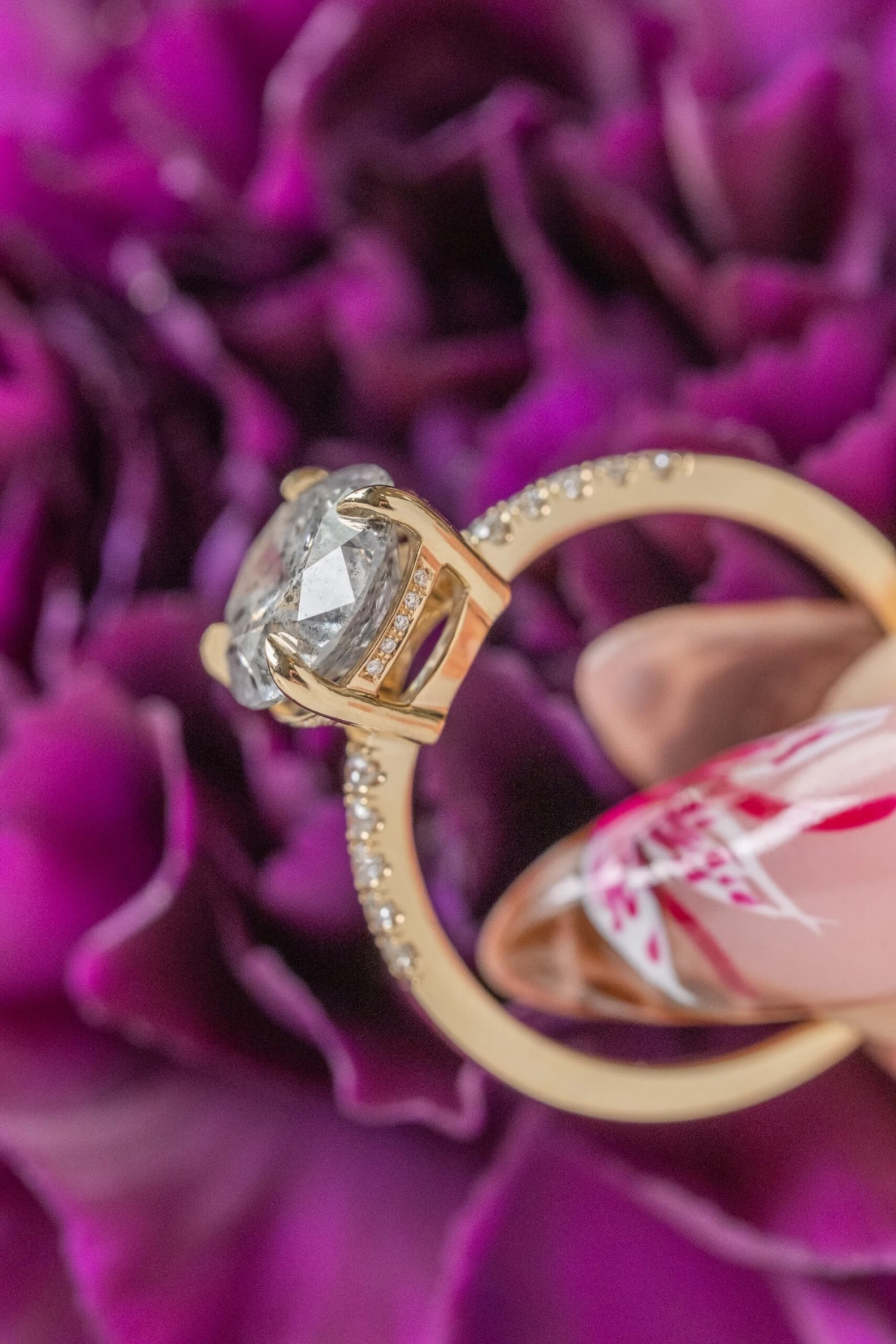 2.13 Carat Salt And Pepper Round Diamond Engagement Ring, Juliette Setting, 14k Yellow Gold - Image 5