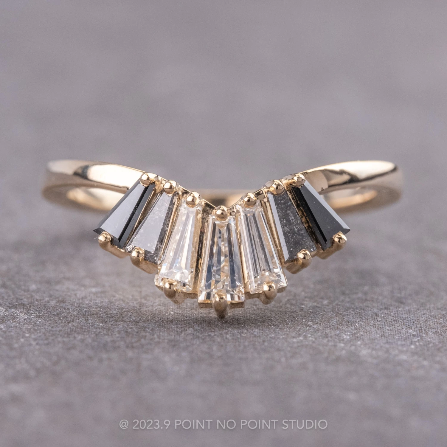 Ombre Baguette Diamond Wedding Band, Chenoa Setting, 14K Yellow Gold