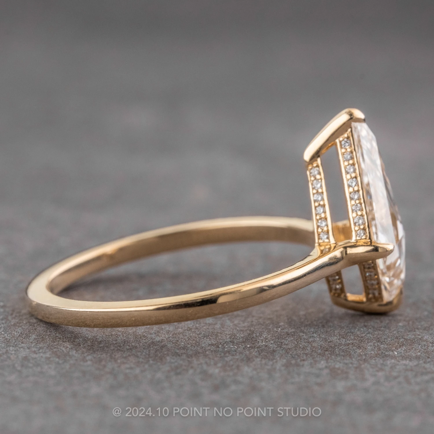 1.28 Carat Clear Kite Diamond Engagement Ring, Jade Setting, 14K Yellow Gold - Image 6