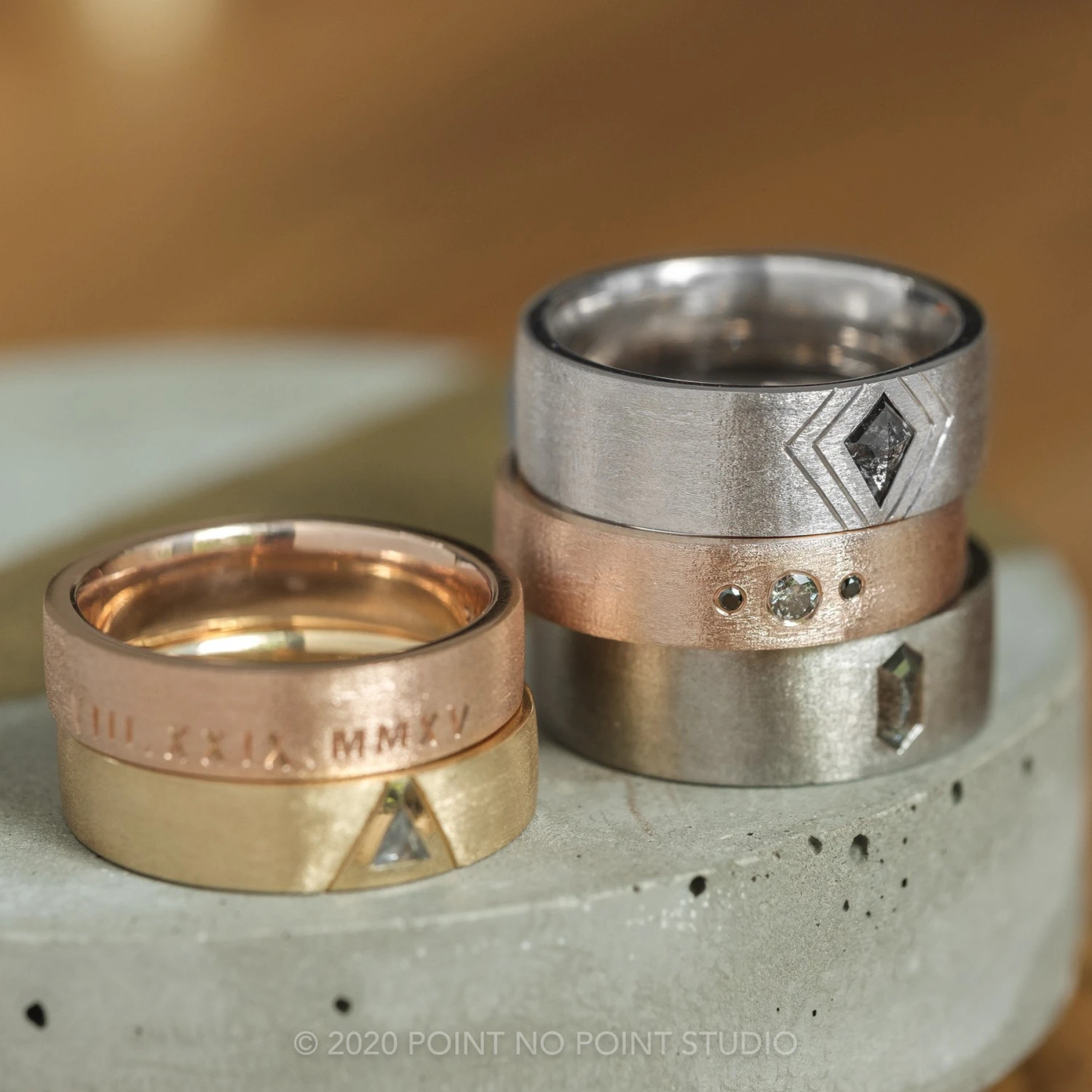 Black Speckled Kite Diamond Mens Wedding Band, Comfort Fit, Platinum - Image 4